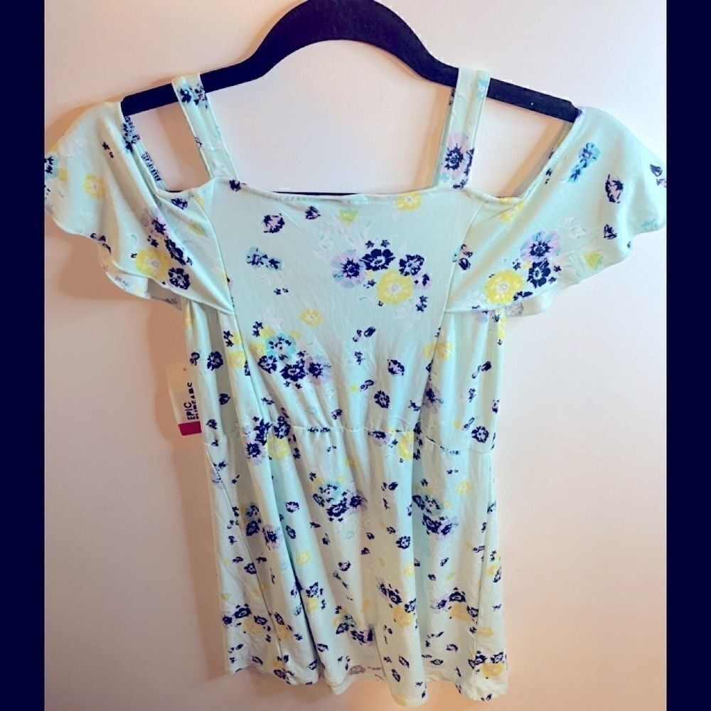 🎀Epic threads Children’s  Cold Shoulder Dress-M